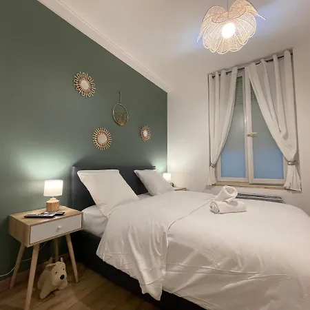 Apartment Tristan De Yourhosthelper *
